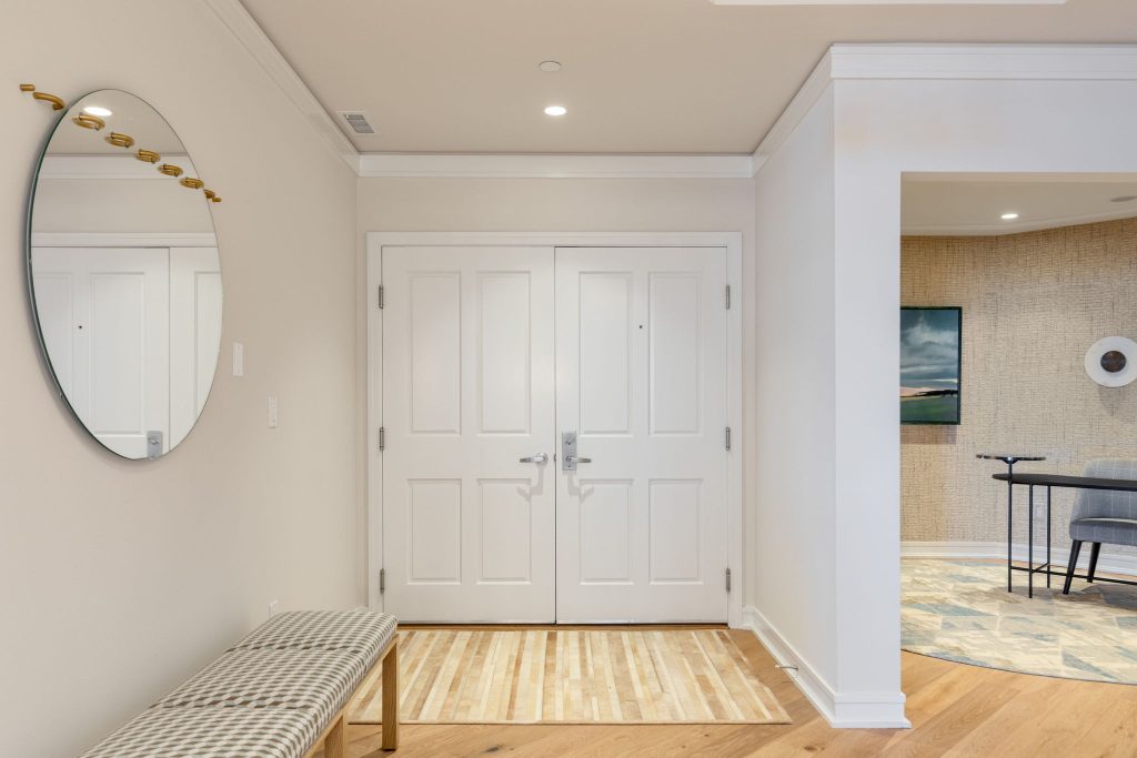 528 Lake St S Unit 101, Kirkland WA_0010