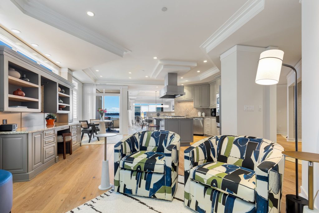 528 Lake St S Unit 101, Kirkland WA_0025