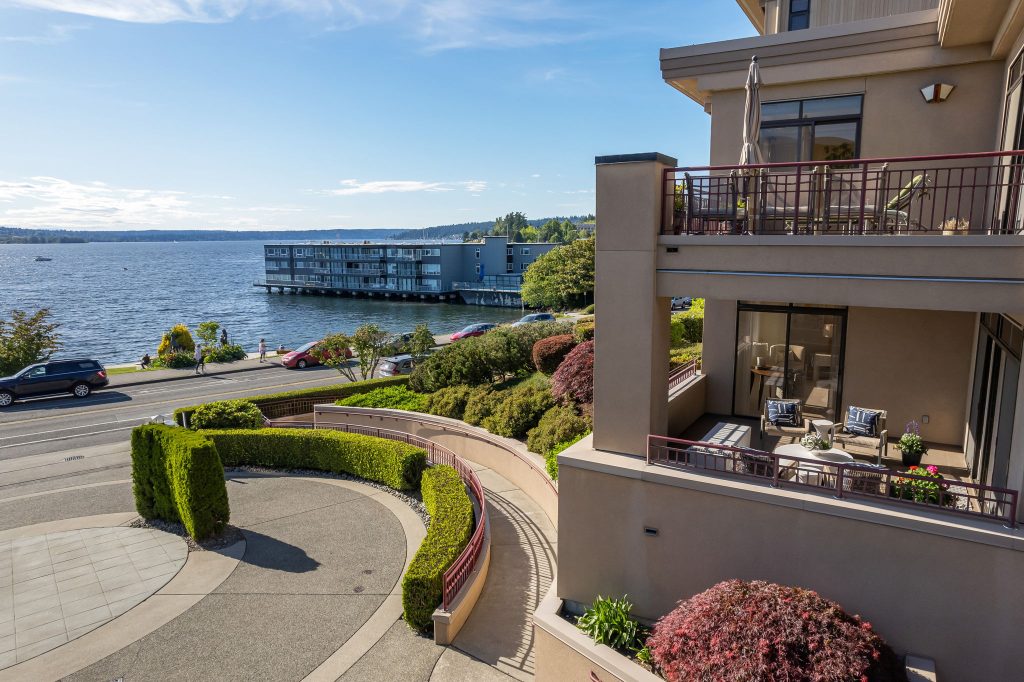 528 Lake St S Unit 101, Kirkland WA_0110