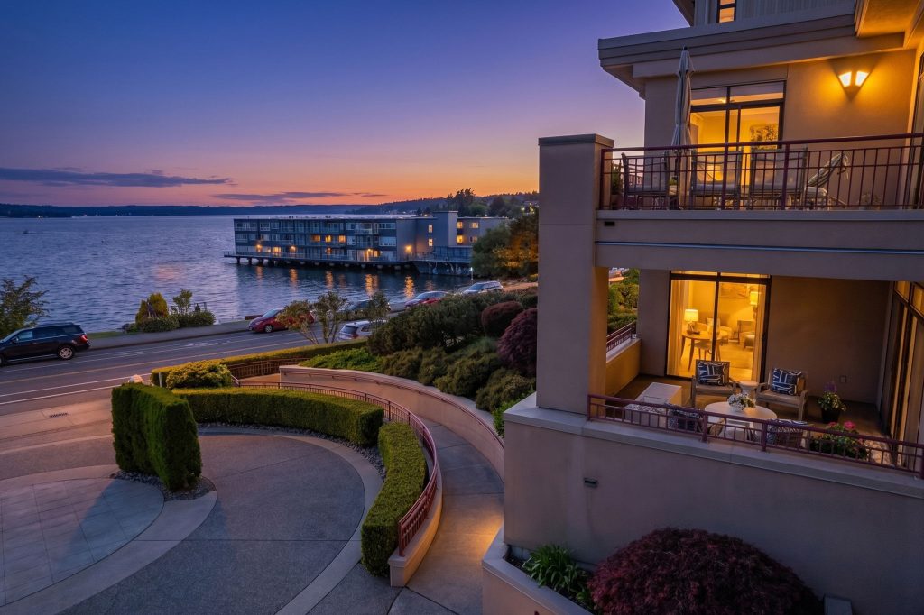 528 Lake St S Unit 101, Kirkland WA_0122