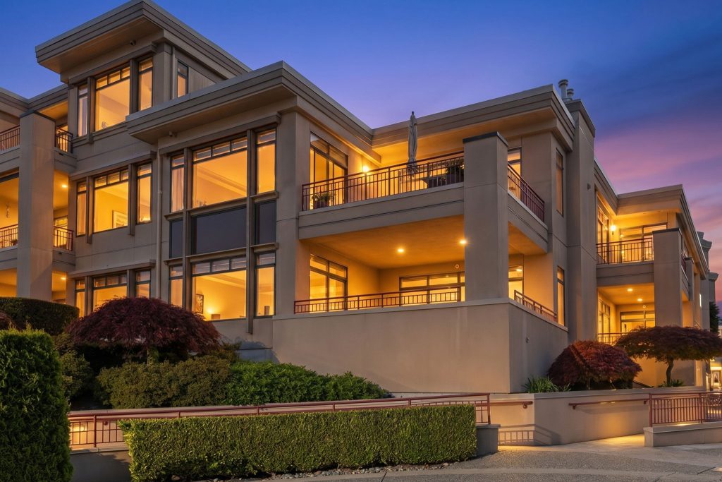 528 Lake St S Unit 101, Kirkland WA_0125